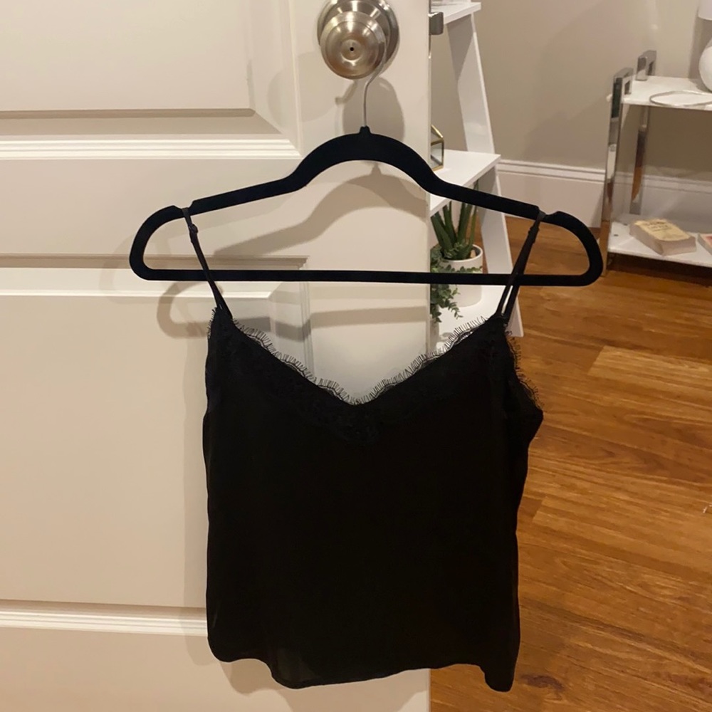 Lace black top